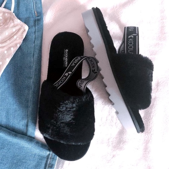 Koolaburra by UGG faux fur slides - Picture 3 of 13